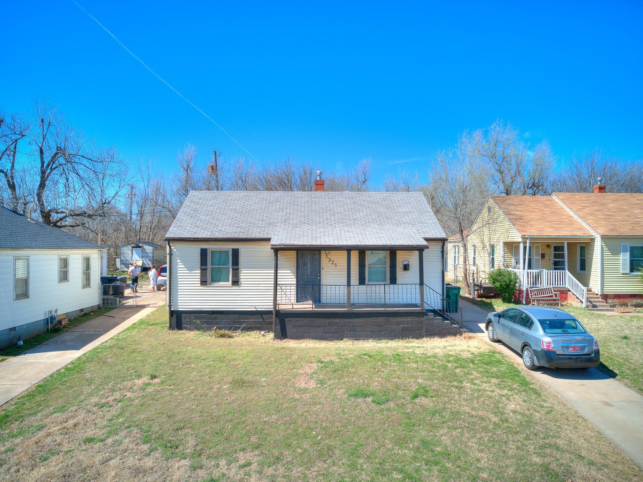 https://cdn.rentalbeast.com/listings/BUILDIUM-17171883-0.jpg.rbm