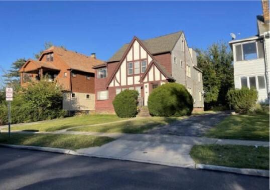 1487 Sherbrook Road #1 - 1,075USD / month