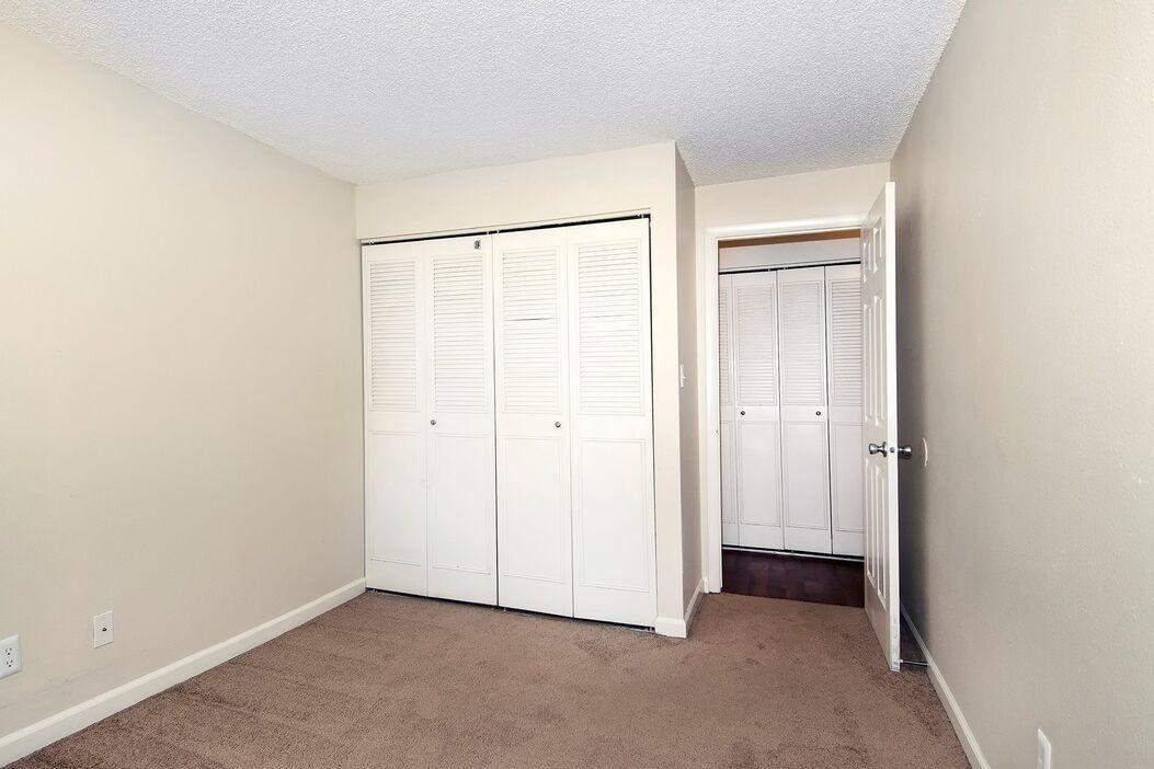 https://cdn.rentalbeast.com/listings/Entrata-100046578-C-C301-2.jpg.rbm