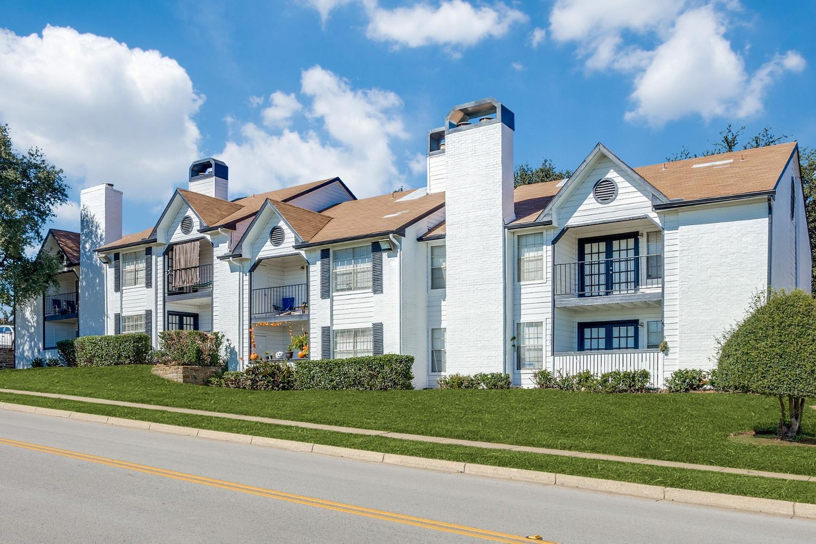 https://cdn.rentalbeast.com/listings/Entrata-100052391-721-2.jpg.rbm