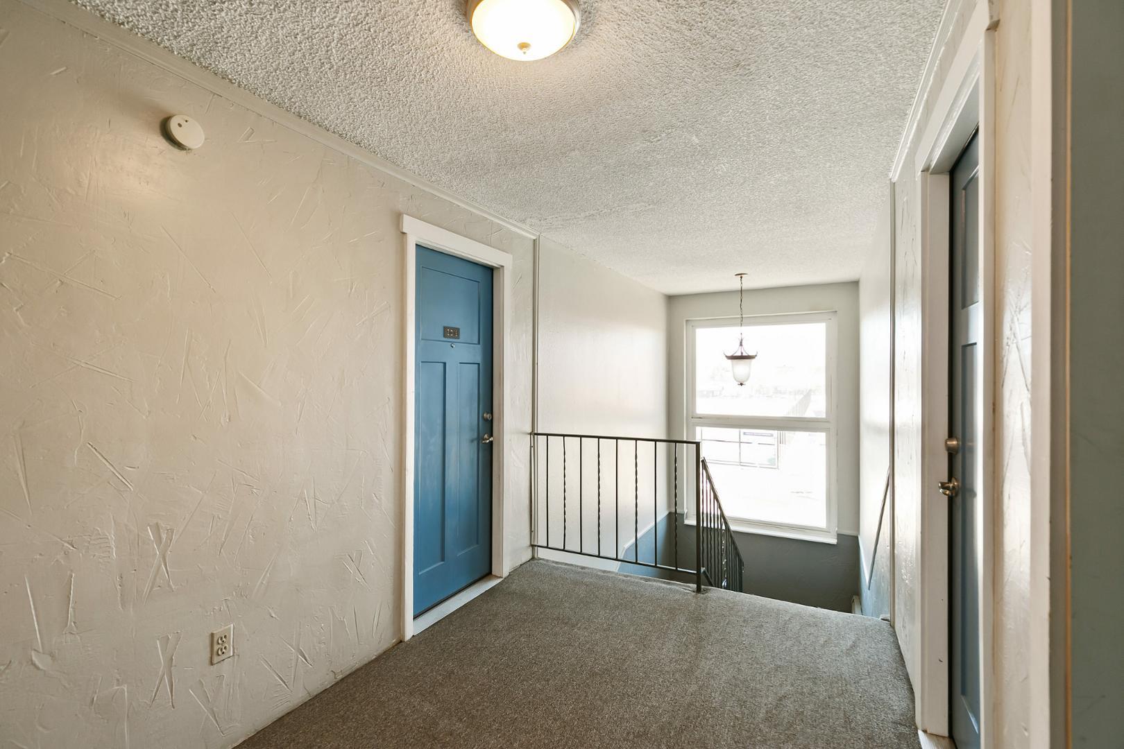 https://cdn.rentalbeast.com/listings/Entrata-100062277-202S-2.jpg.rbm