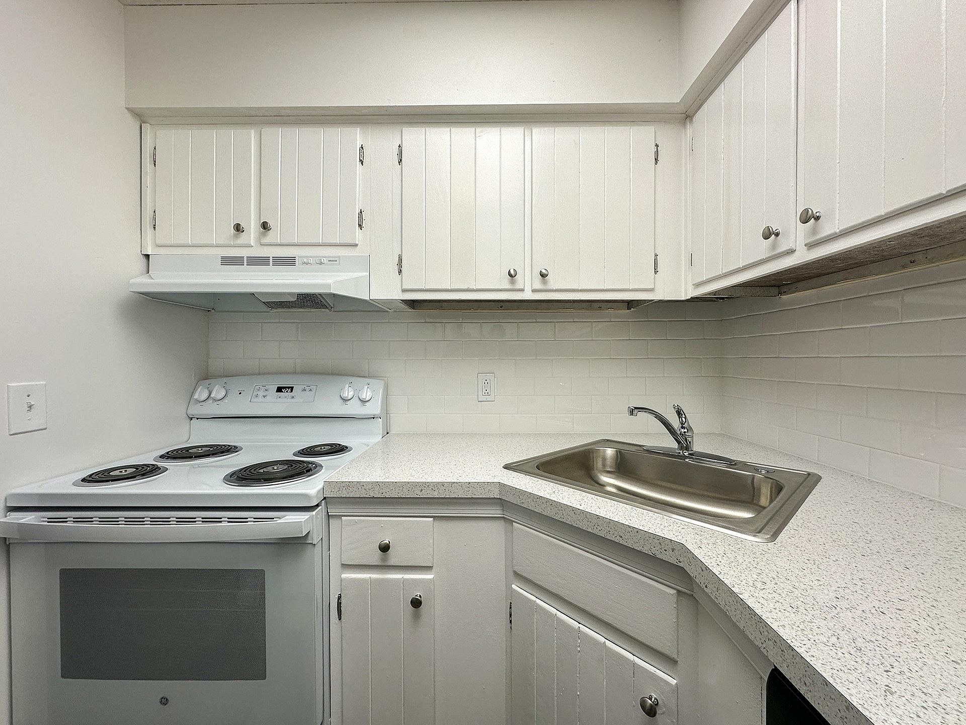 https://cdn.rentalbeast.com/listings/Entrata-100082045-Chalkboard-322-1.jpg.rbm