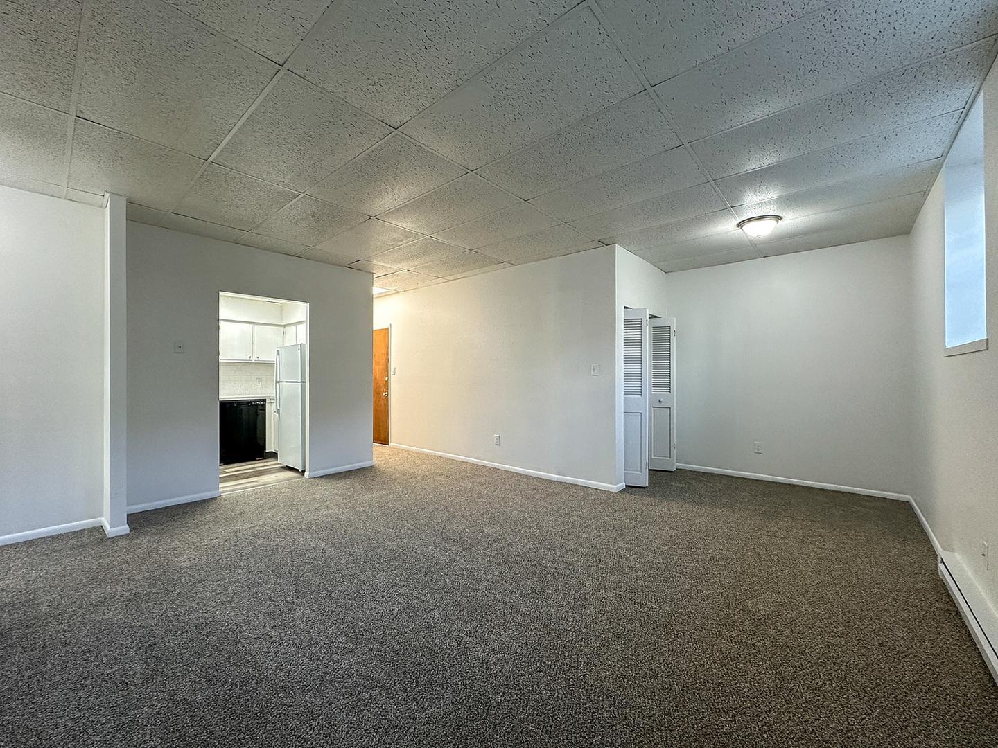 https://cdn.rentalbeast.com/listings/Entrata-100082045-Chalkboard-322-3.jpg.rbm
