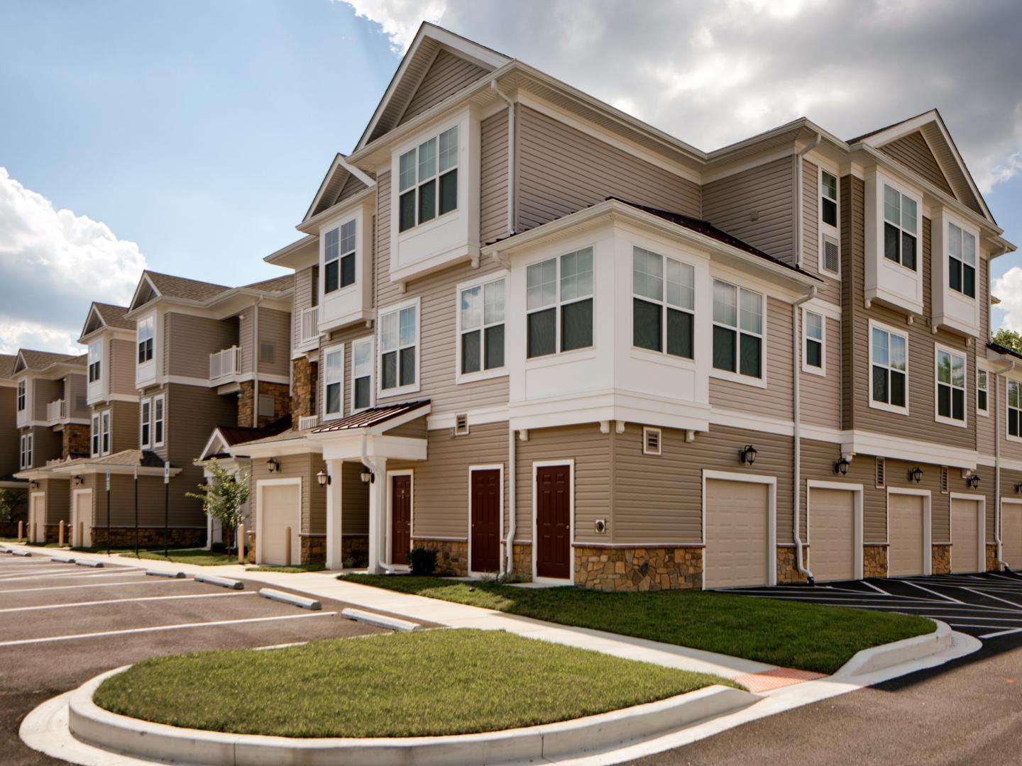 https://cdn.rentalbeast.com/listings/Entrata-1095384-400G-L-2.jpg.rbm