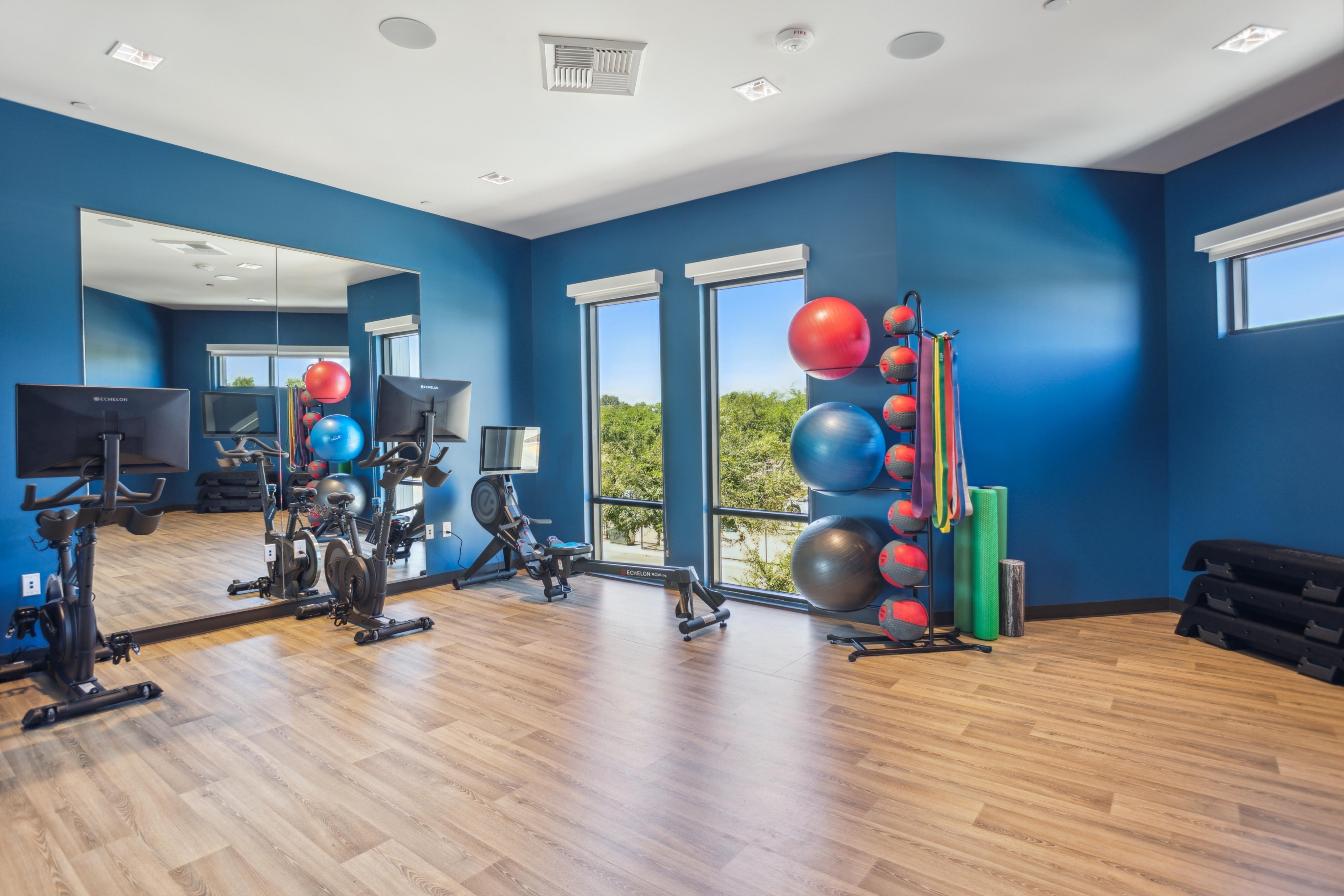 https://cdn.rentalbeast.com/listings/Entrata-1320724-1F-3201-3.jpg.rbm