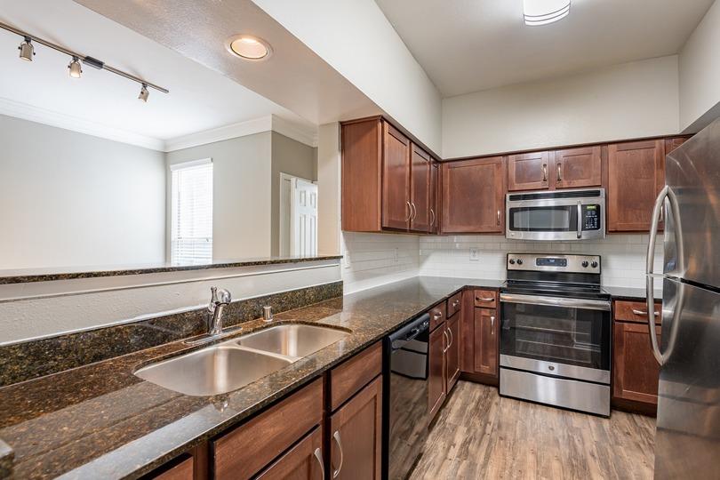 https://cdn.rentalbeast.com/listings/Entrata-504992-9-936-0.jpg.rbm