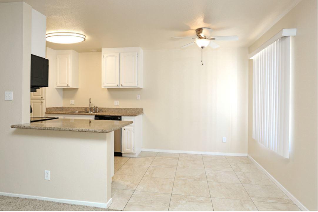 https://cdn.rentalbeast.com/listings/Entrata-649285-25-182-3.jpg.rbm