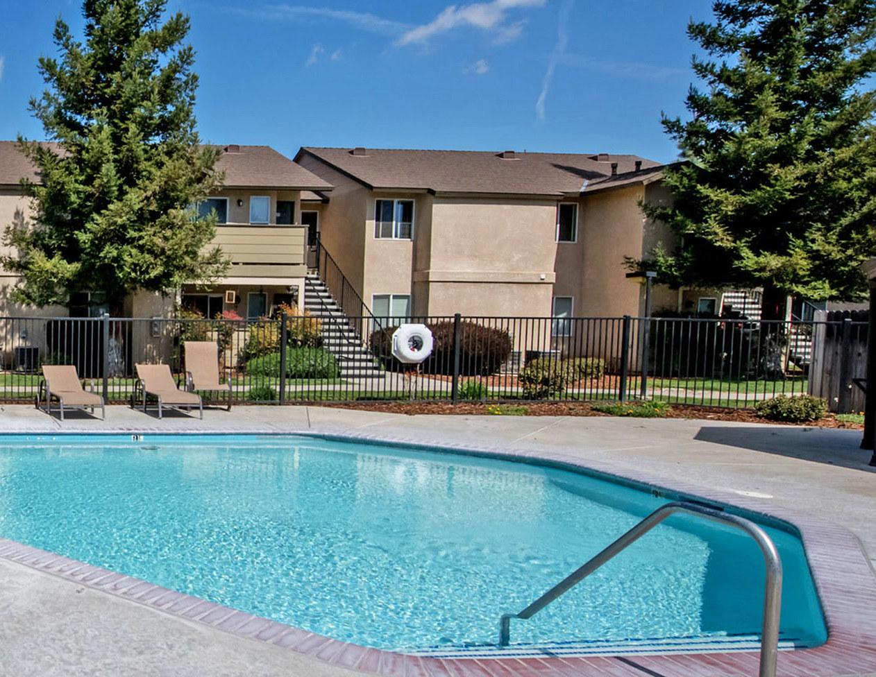 https://cdn.rentalbeast.com/listings/Entrata-673205-95-204-2.jpg.rbm