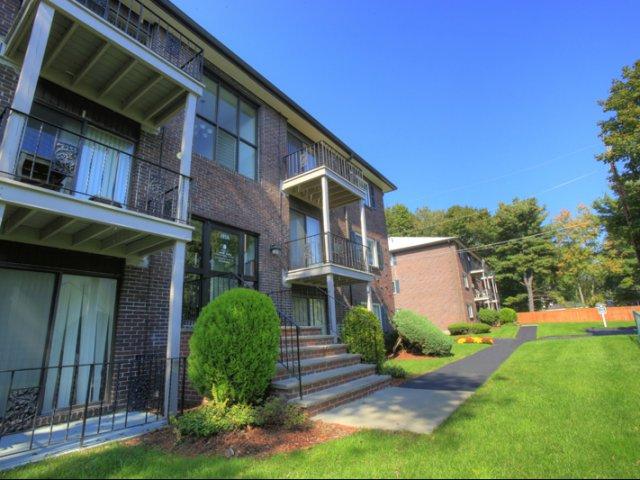 https://cdn.rentalbeast.com/listings/Entrata-9065-193A-18-3.jpg.rbm