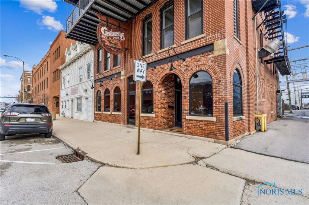 Image 2 For 235 Main Street