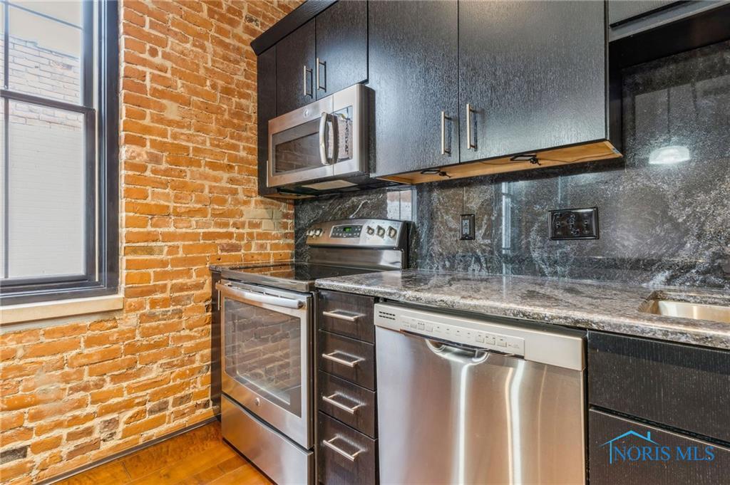 Image 15 For 235 Main Street