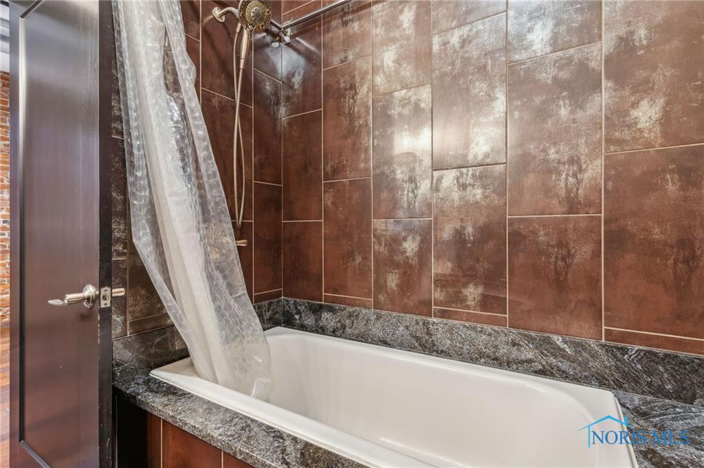 Image 25 For 235 Main Street