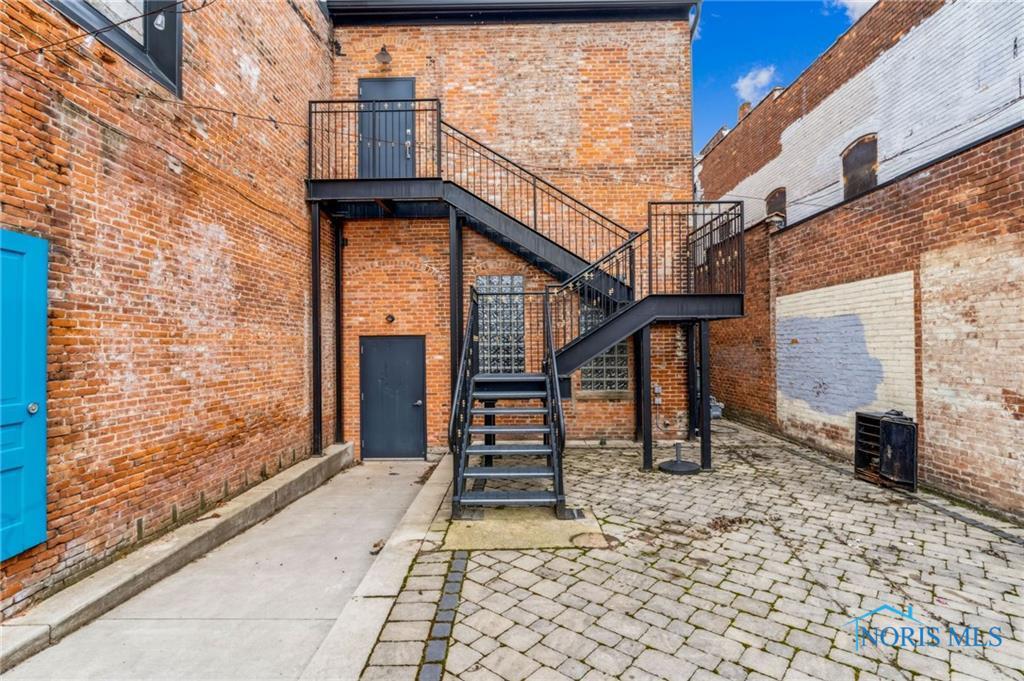 Image 29 For 235 Main Street