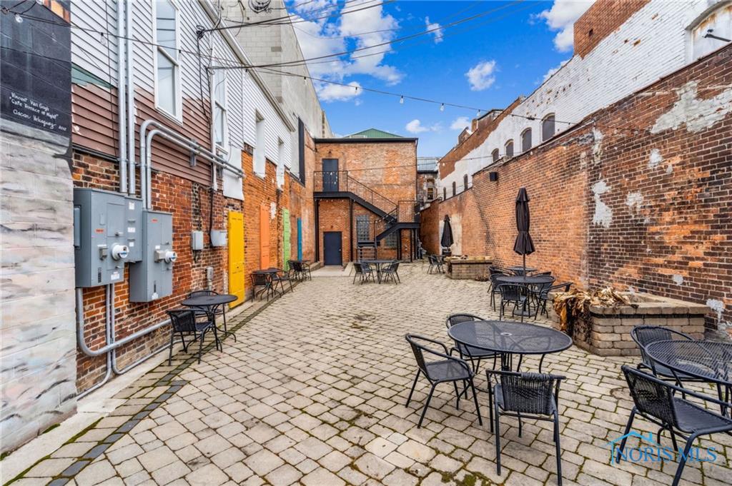 Image 34 For 235 Main Street