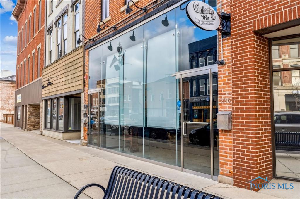 Image 3 For 235 Main Street