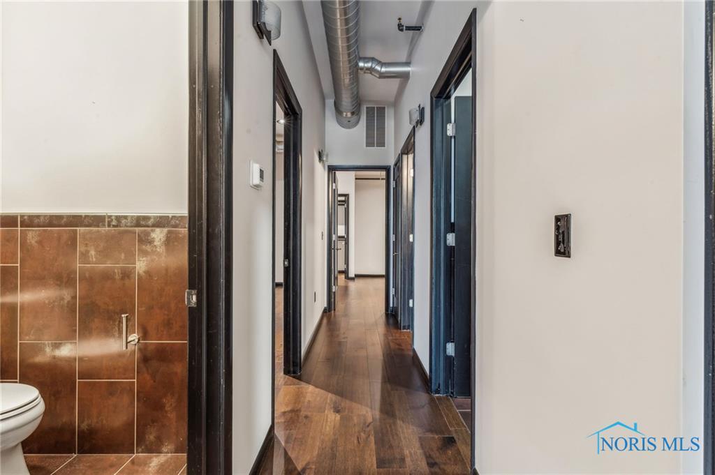 Image 26 For 235 Main Street