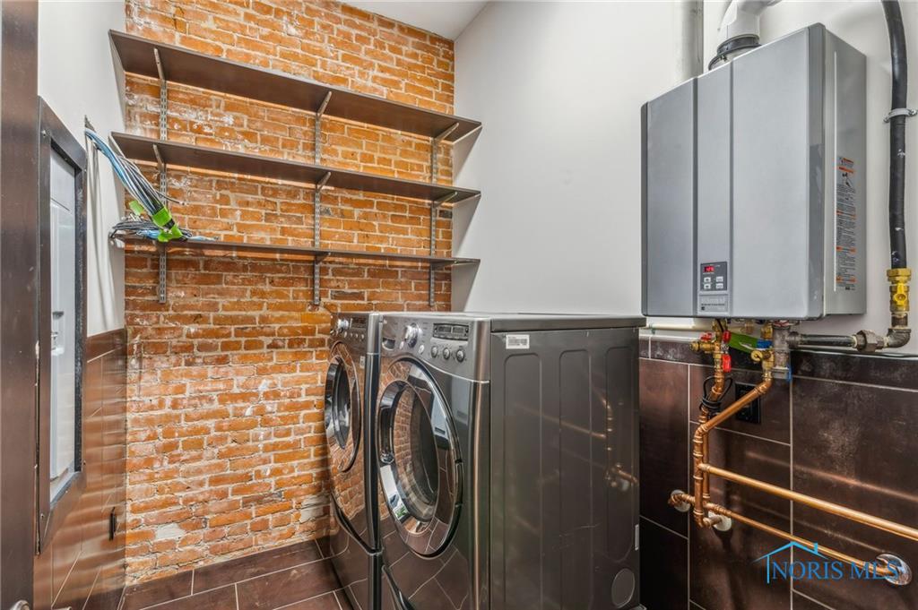 Image 35 For 235 Main Street