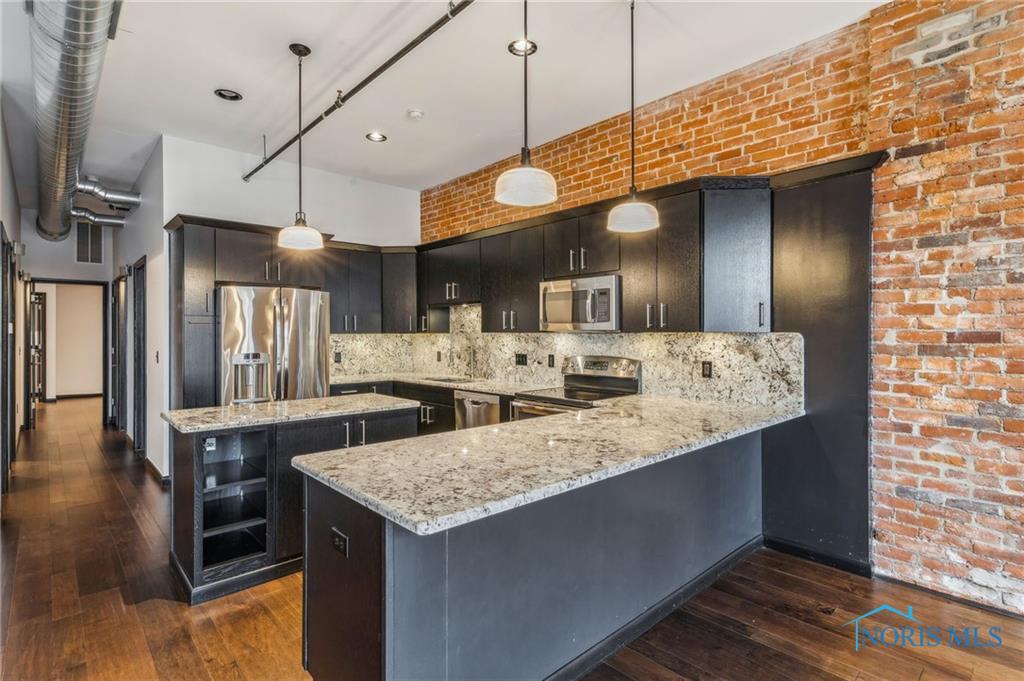 Image 6 For 235 Main Street