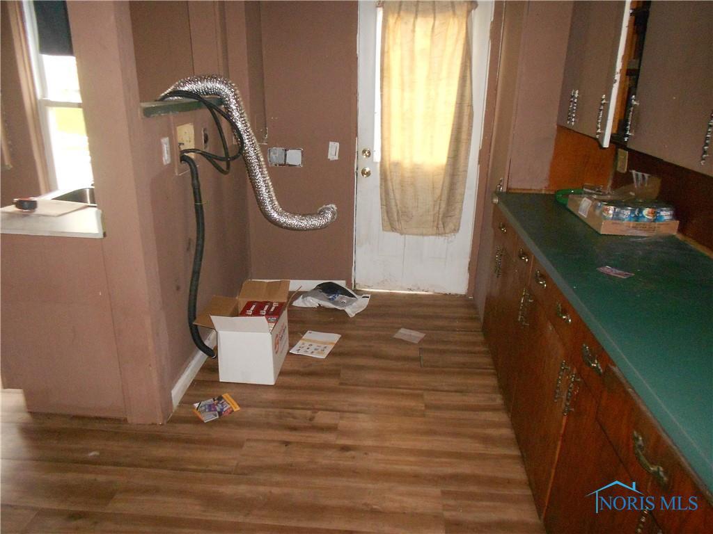 Image 14 For 678 Congress Street