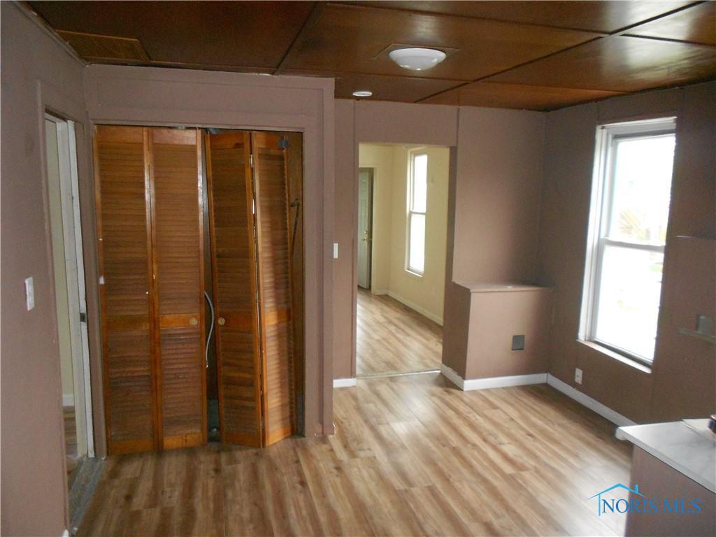 Image 17 For 678 Congress Street