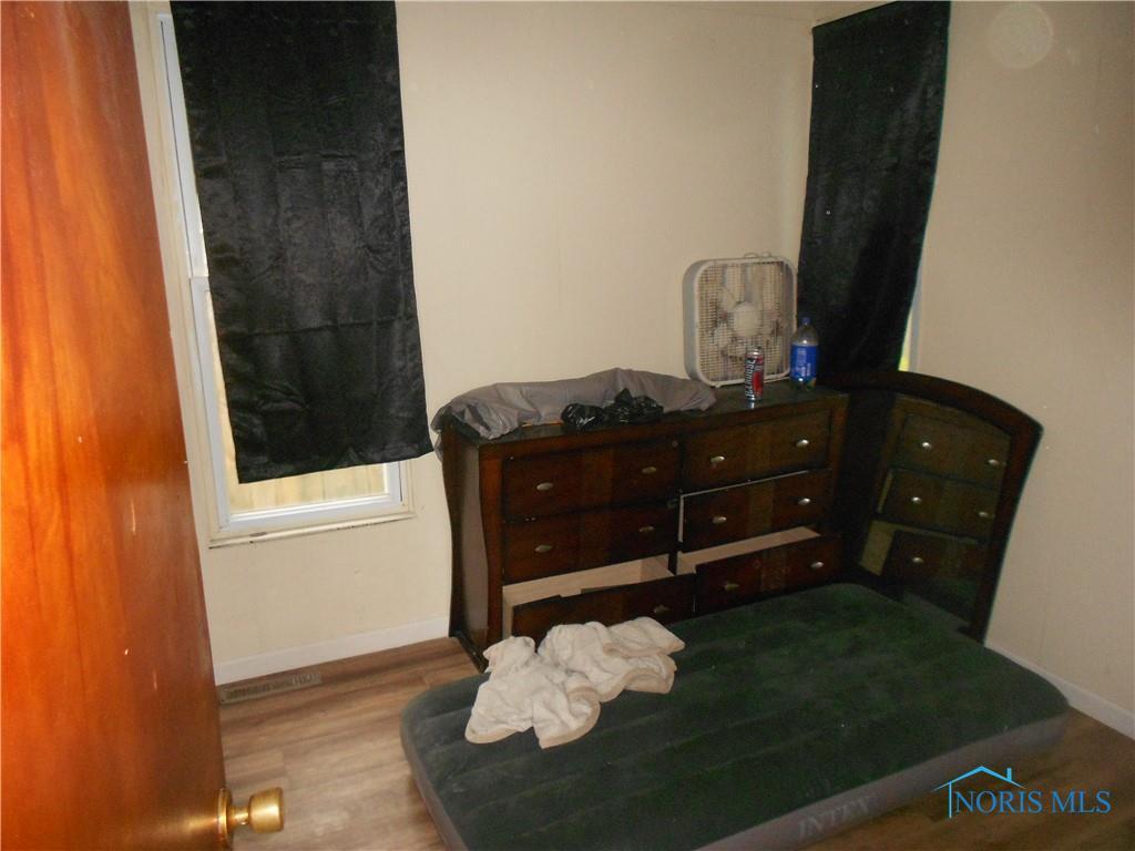 Image 9 For 678 Congress Street