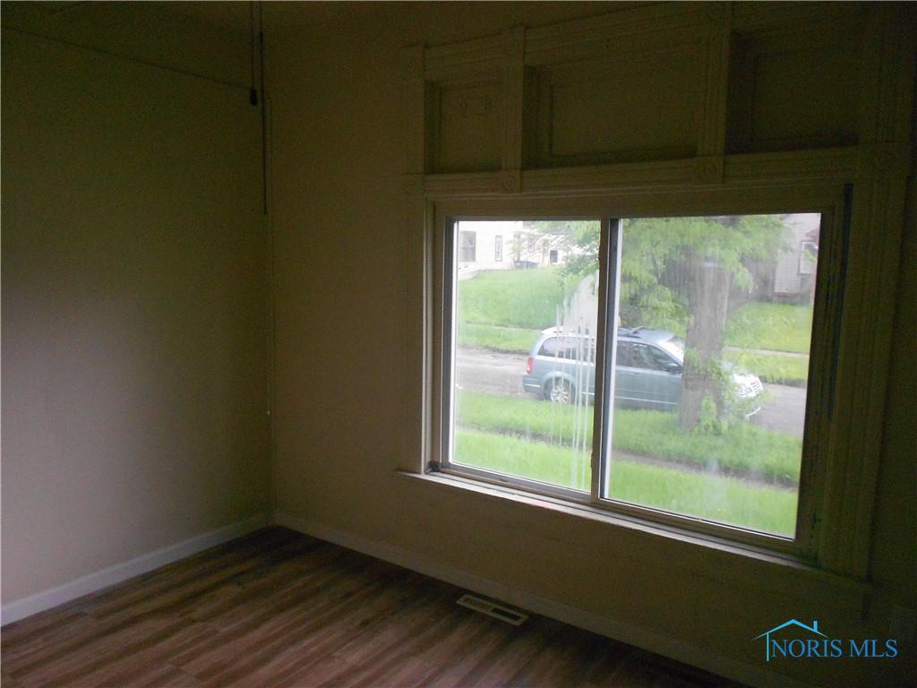 Image 10 For 678 Congress Street