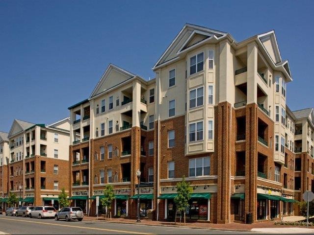 https://cdn.rentalbeast.com/listings/RCILS-2040134-202-2.jpg.rbm