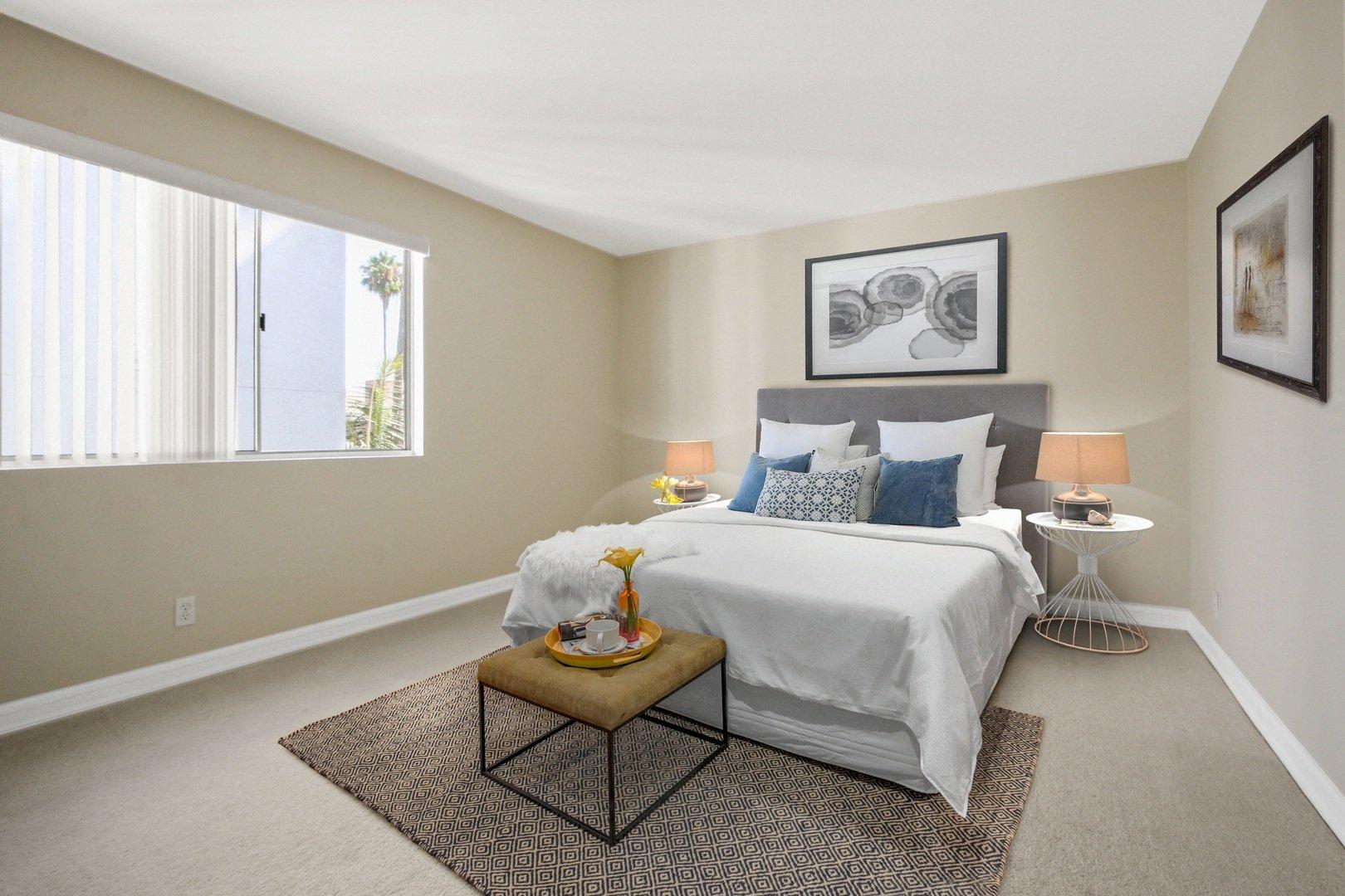 https://cdn.rentalbeast.com/listings/RCILS-4480828-316-3.jpg.rbm