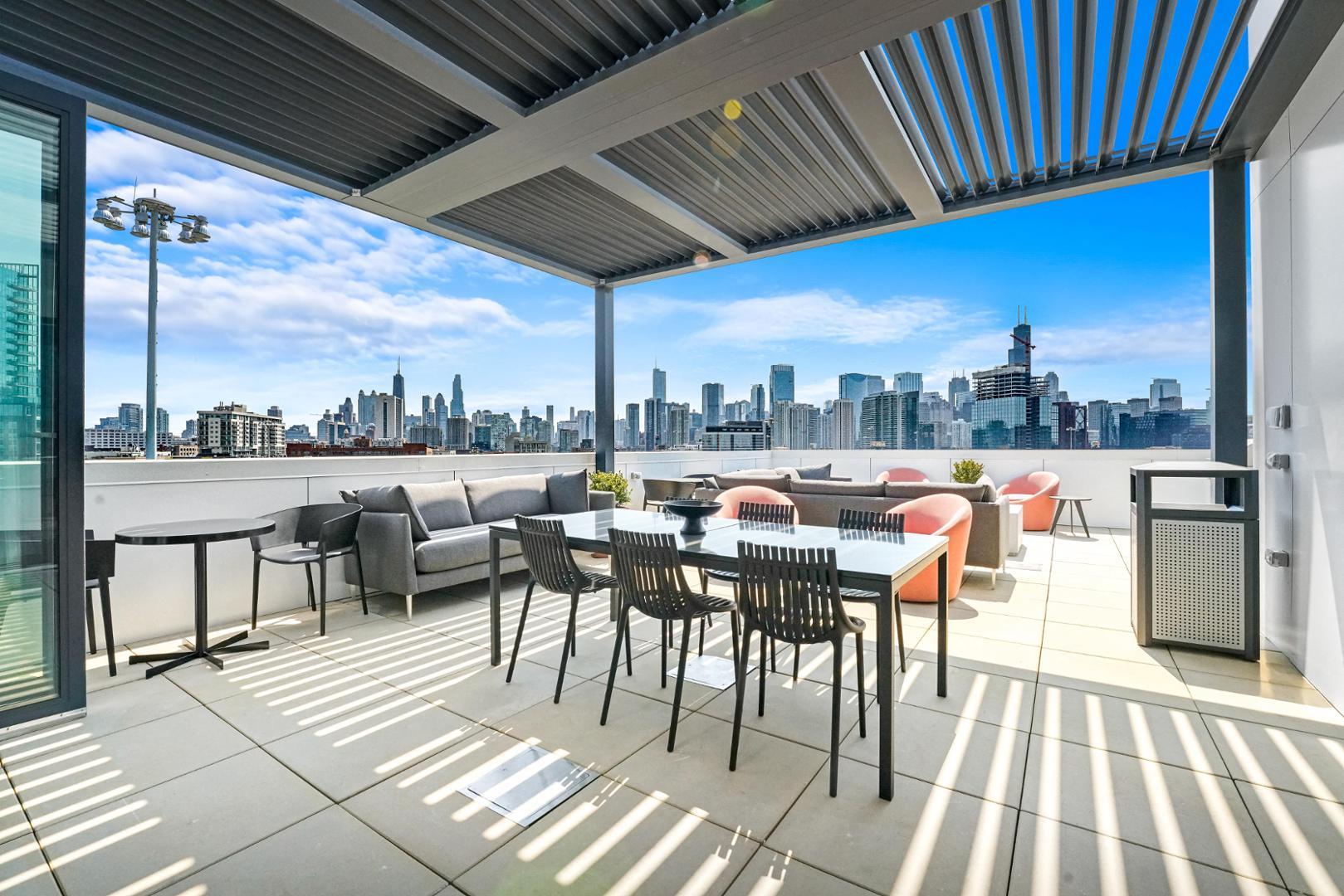 https://cdn.rentalbeast.com/listings/RCILS-4930155-404-2.jpg.rbm