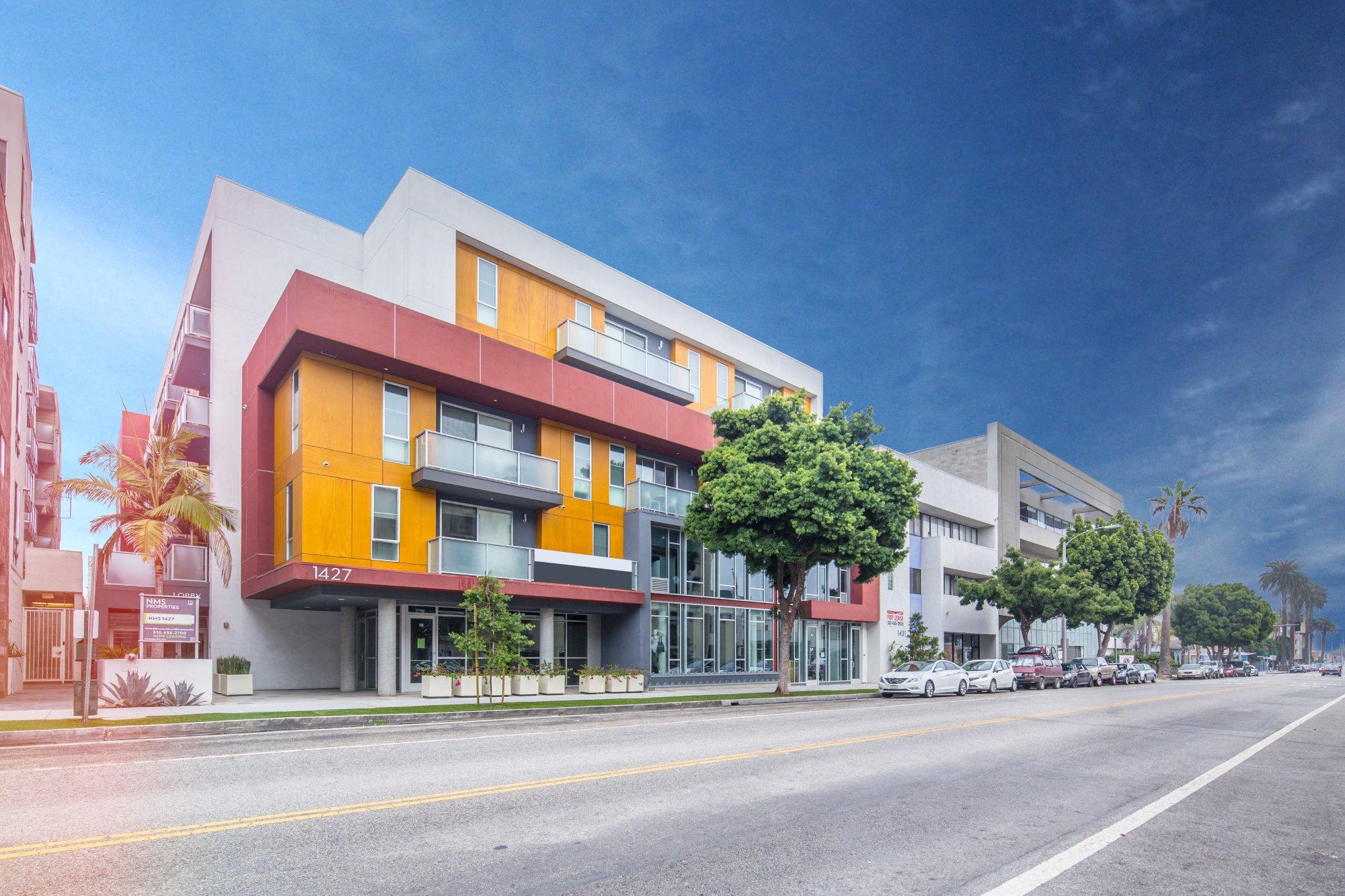 1427 7th Street #409, Santa Monica, CA - 2,695 USD/ month