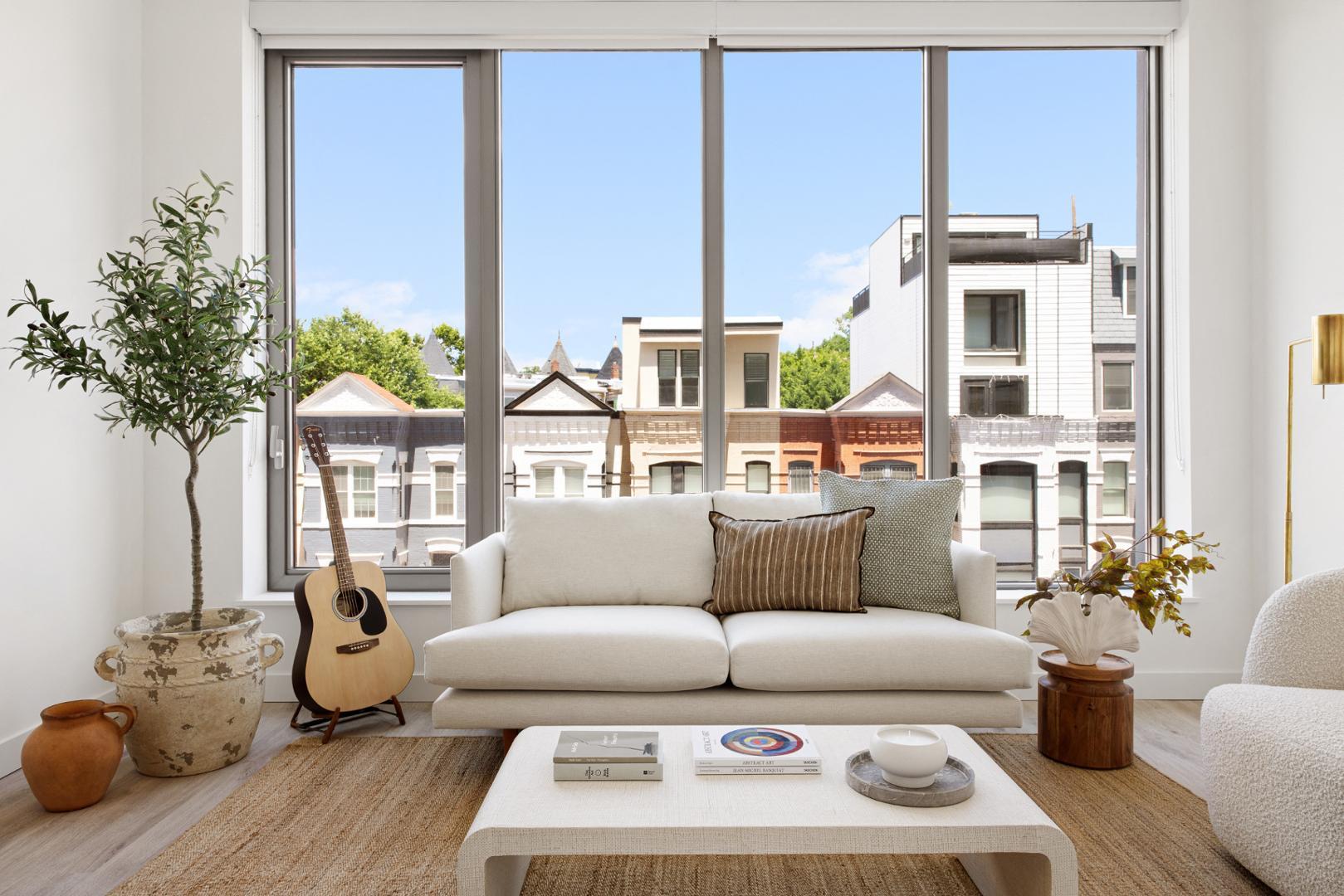 https://cdn.rentalbeast.com/listings/RCILS-5191341-806-2.jpg.rbm