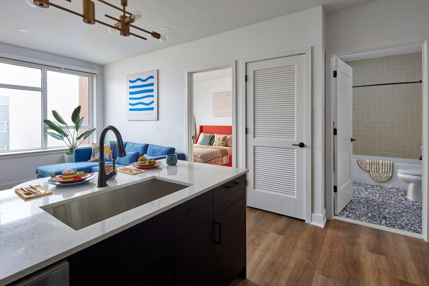https://cdn.rentalbeast.com/listings/RCILS-5252335-626-3.jpg.rbm