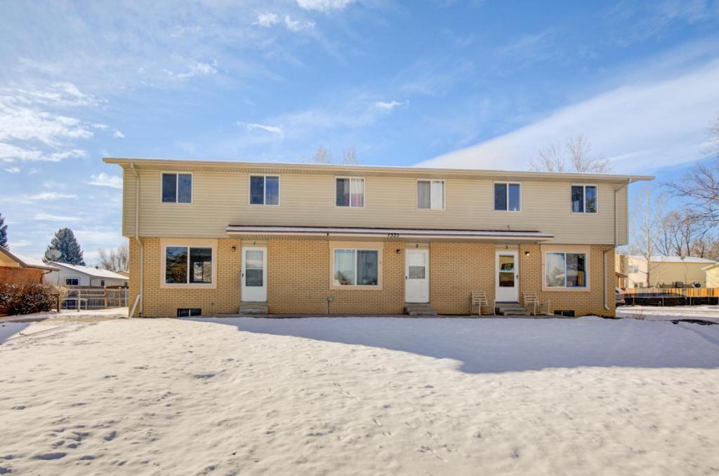 https://cdn.rentalbeast.com/listings/RENTEC-RENTEC402526-0.jpg.rbm