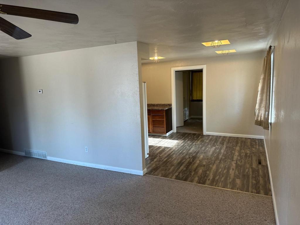 https://cdn.rentalbeast.com/listings/RENTEC-RENTEC59427560-3.jpg.rbm