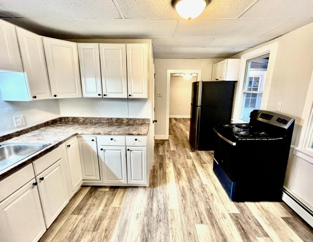 416 Main St #d, Sanford, ME - 1,620 USD/ month