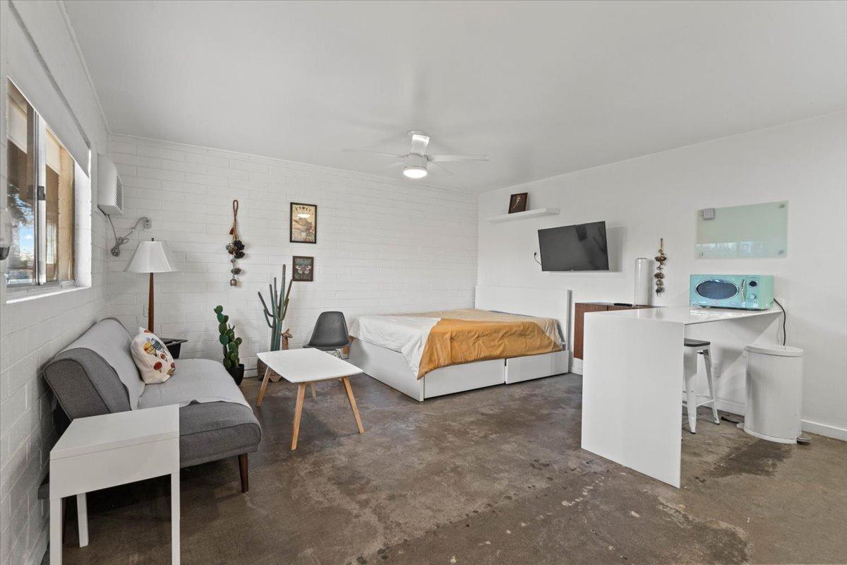 601 N 6th Ave #103 - 1,100USD / month