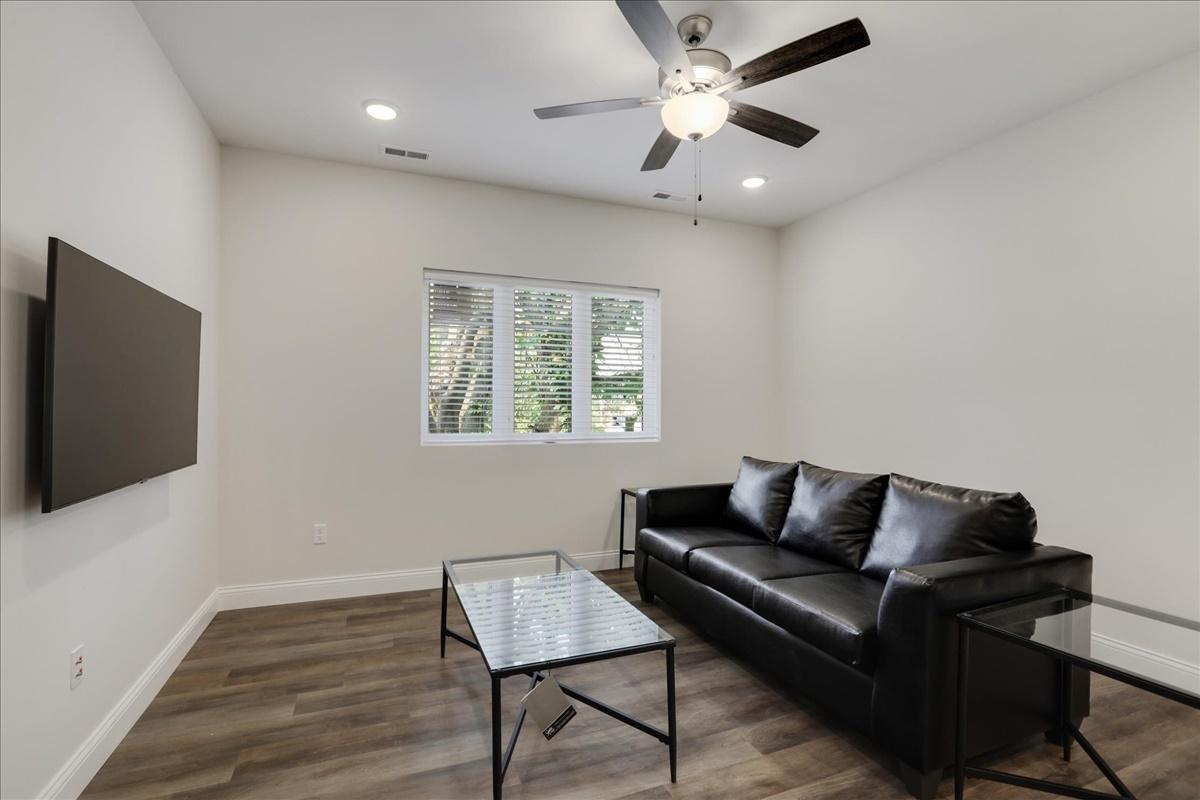 https://cdn.rentalbeast.com/listings/RPG-SF-10678701-1.jpg.rbm