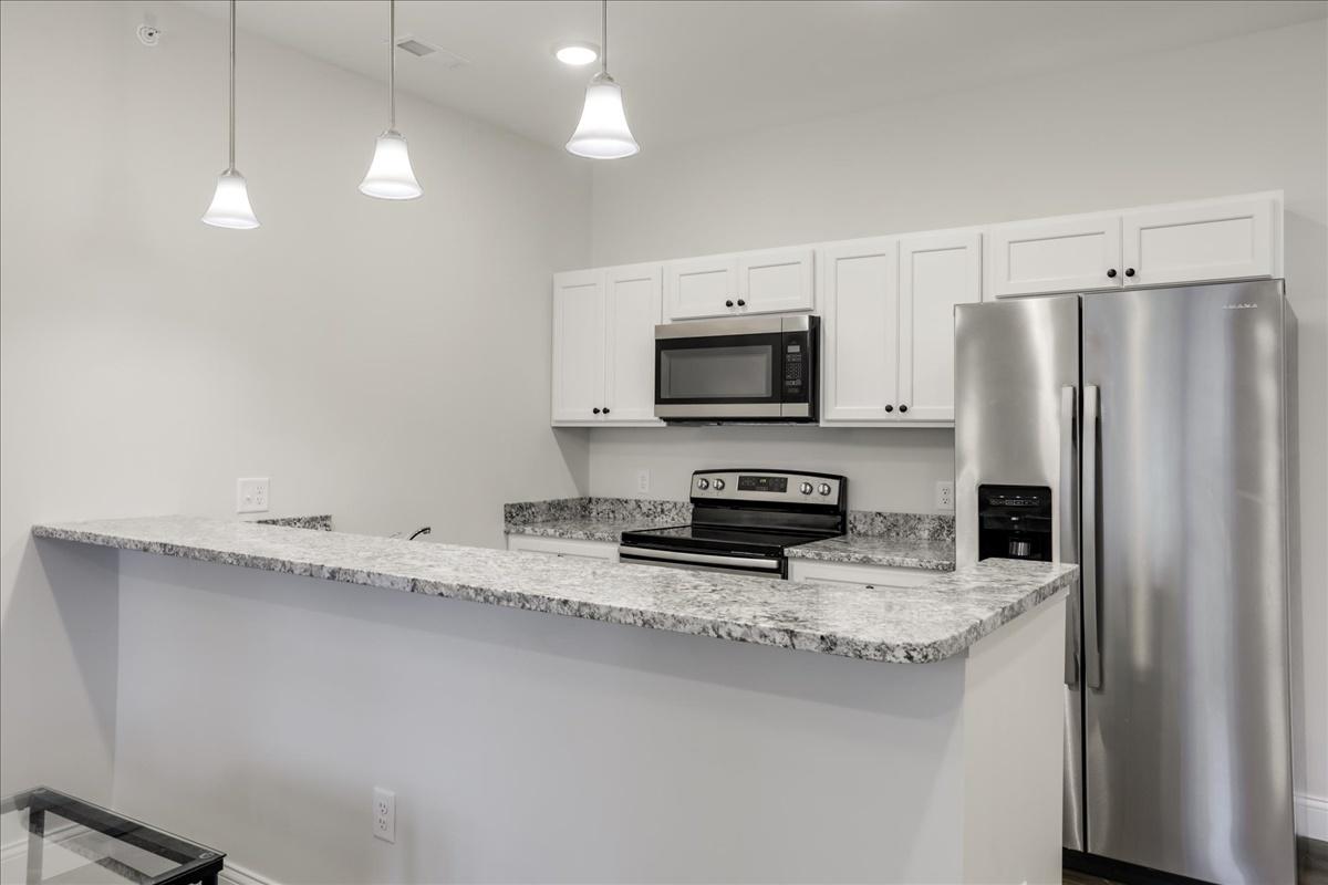 https://cdn.rentalbeast.com/listings/RPG-SF-10678701-3.jpg.rbm