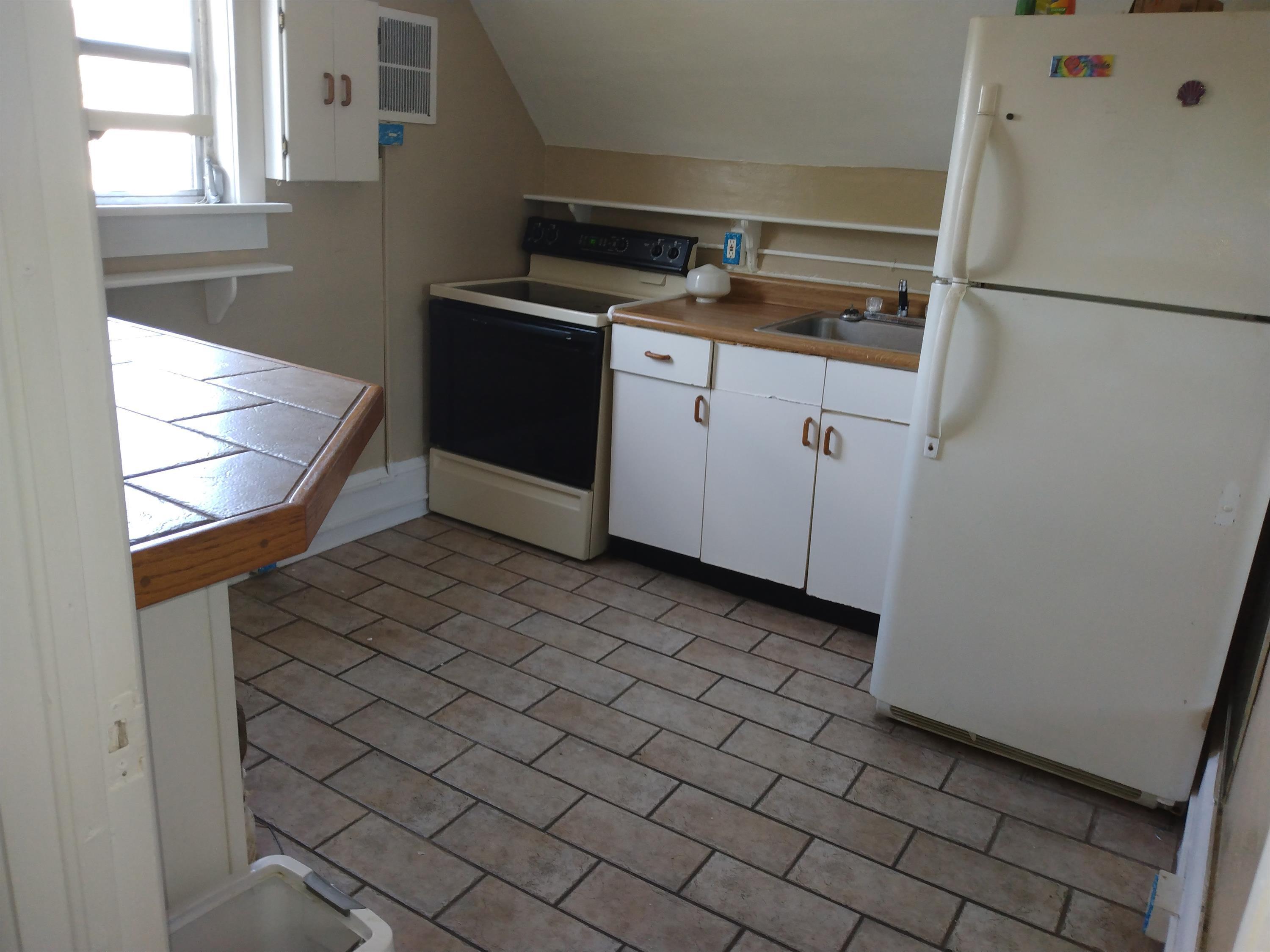 https://cdn.rentalbeast.com/listings/RPG-SF-10732436-2.jpg.rbm