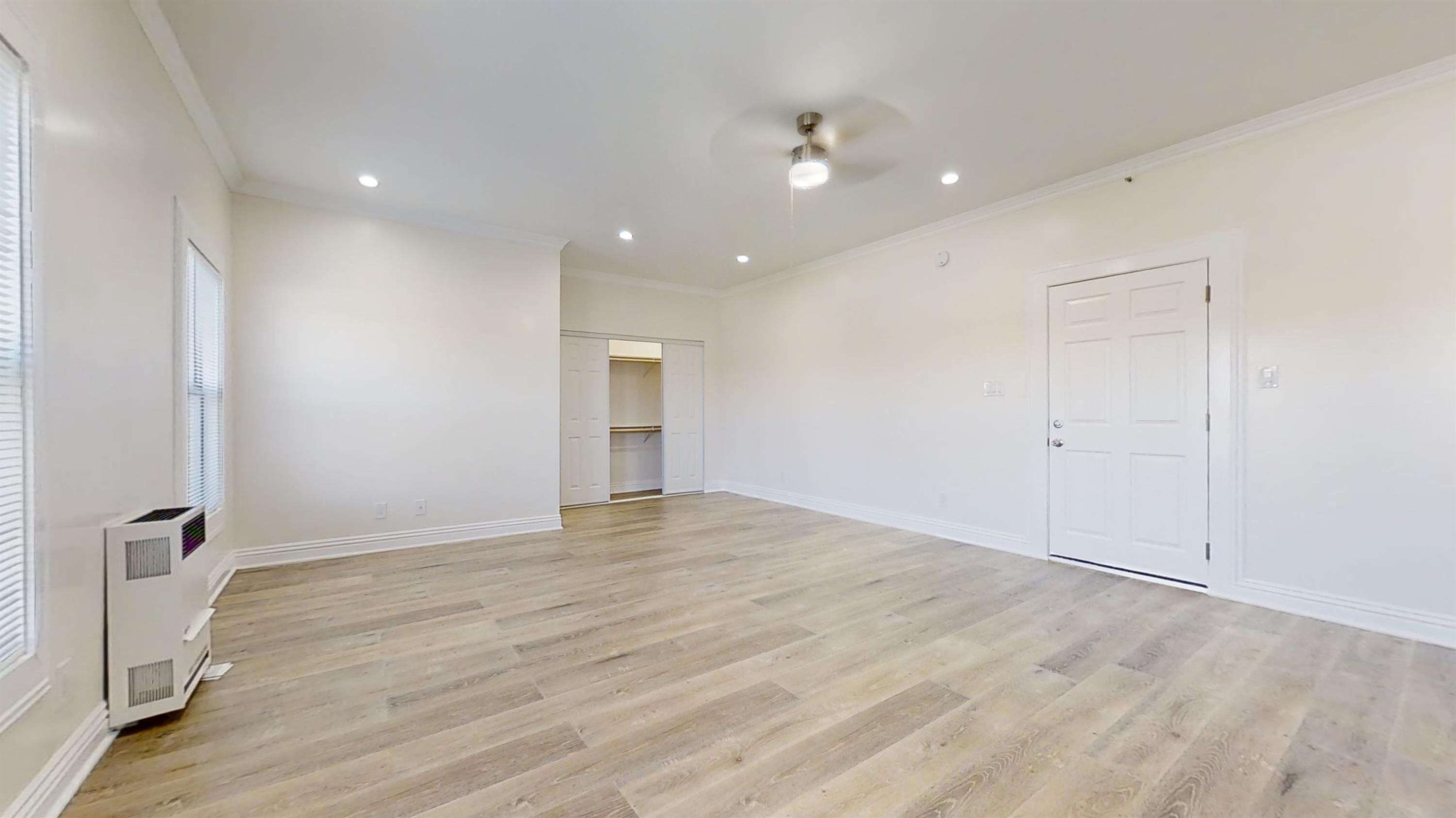 1117 S Westlake Avenue #307 - 1,395USD / month