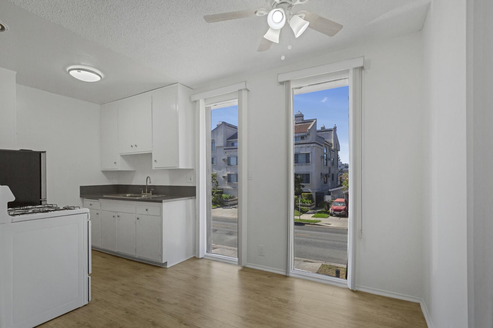 https://cdn.rentalbeast.com/listings/RPG-SF-10985843-1.jpg.rbm