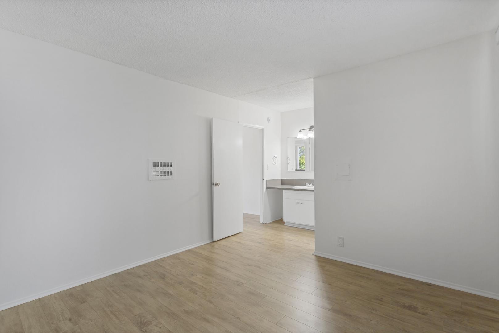 https://cdn.rentalbeast.com/listings/RPG-SF-10985843-3.jpg.rbm