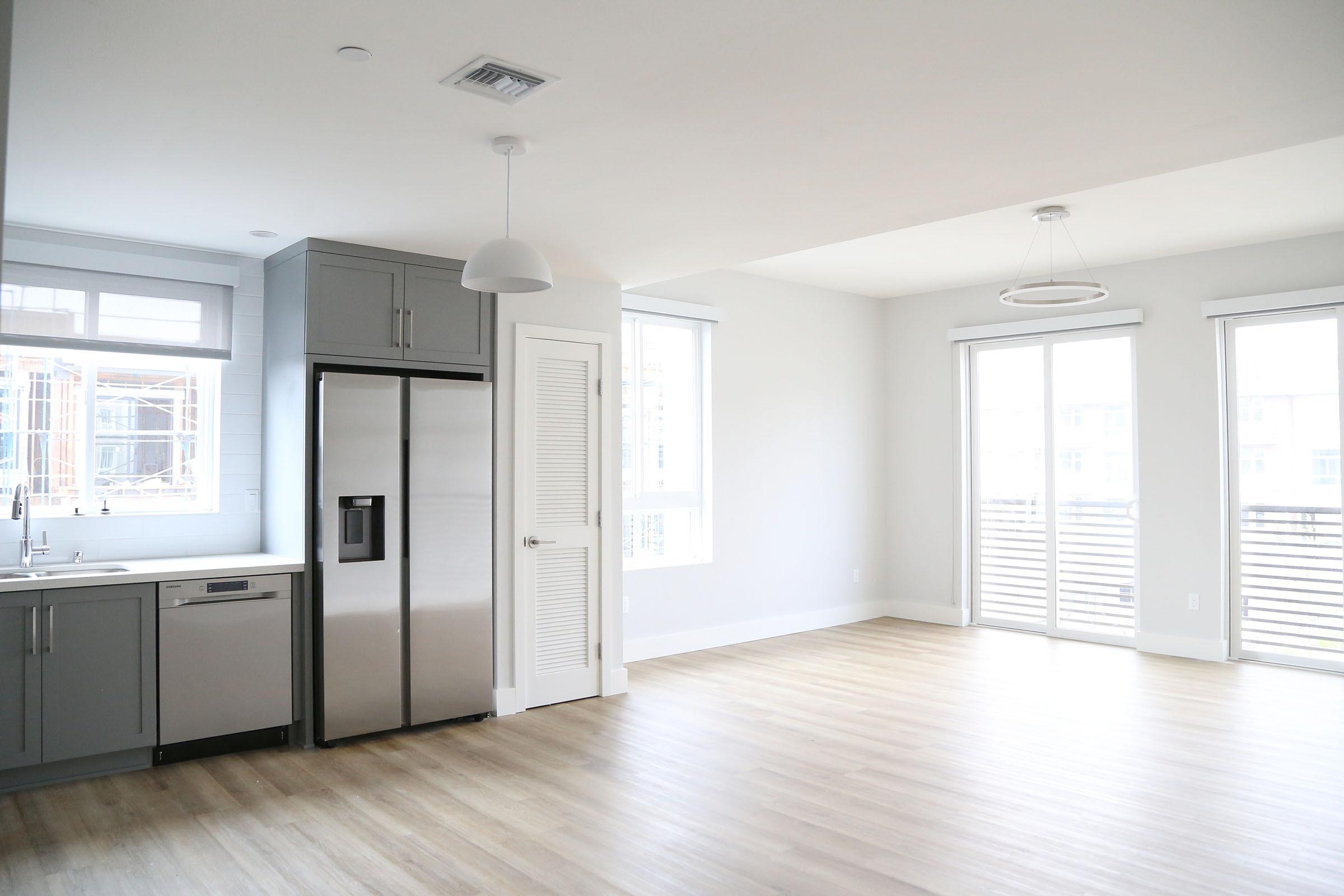 101 South Chapel Avenue #301 - 3,800USD / month