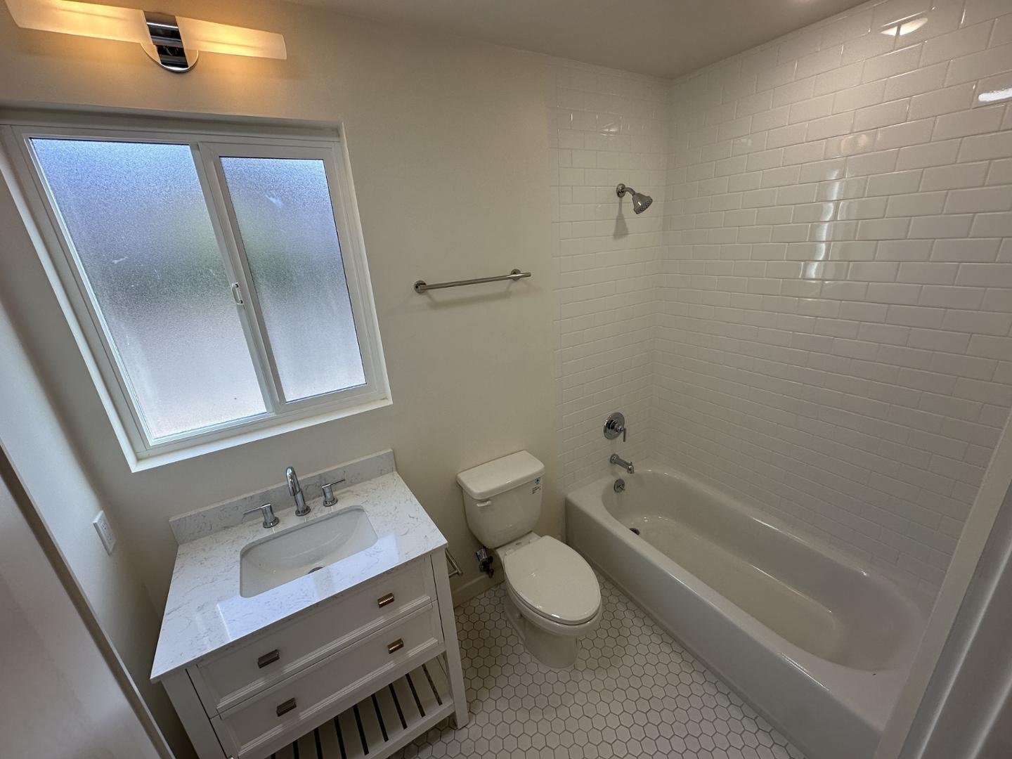 https://cdn.rentalbeast.com/listings/RPG-SF-11302454-2.jpg.rbm