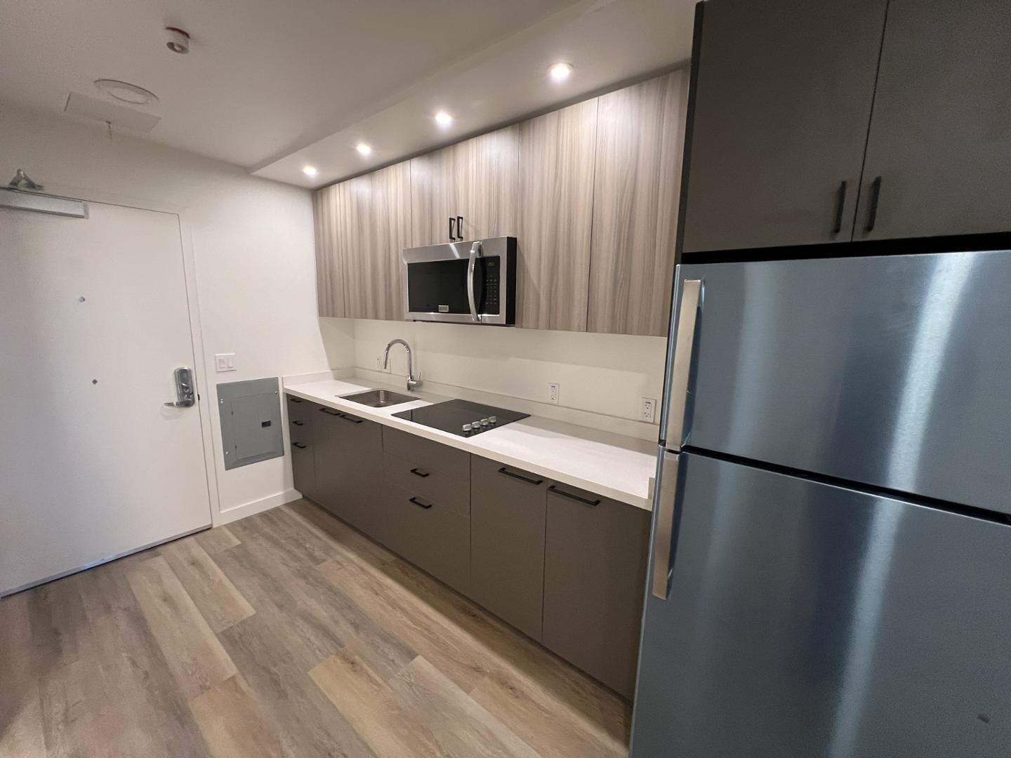 https://cdn.rentalbeast.com/listings/RPG-SF-11307393-2.jpg.rbm