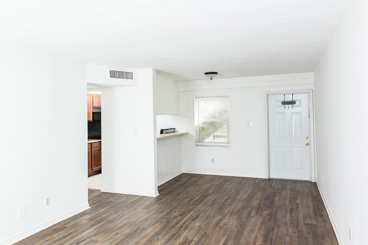 https://cdn.rentalbeast.com/listings/RPG-SF-11311879-0.jpg.rbm