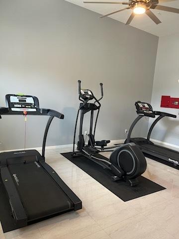 400 South Illinois Avenue - 748USD / month