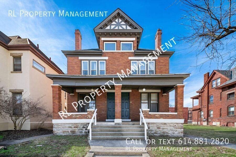 33 S Monroe Ave #3 - 1,049USD / month