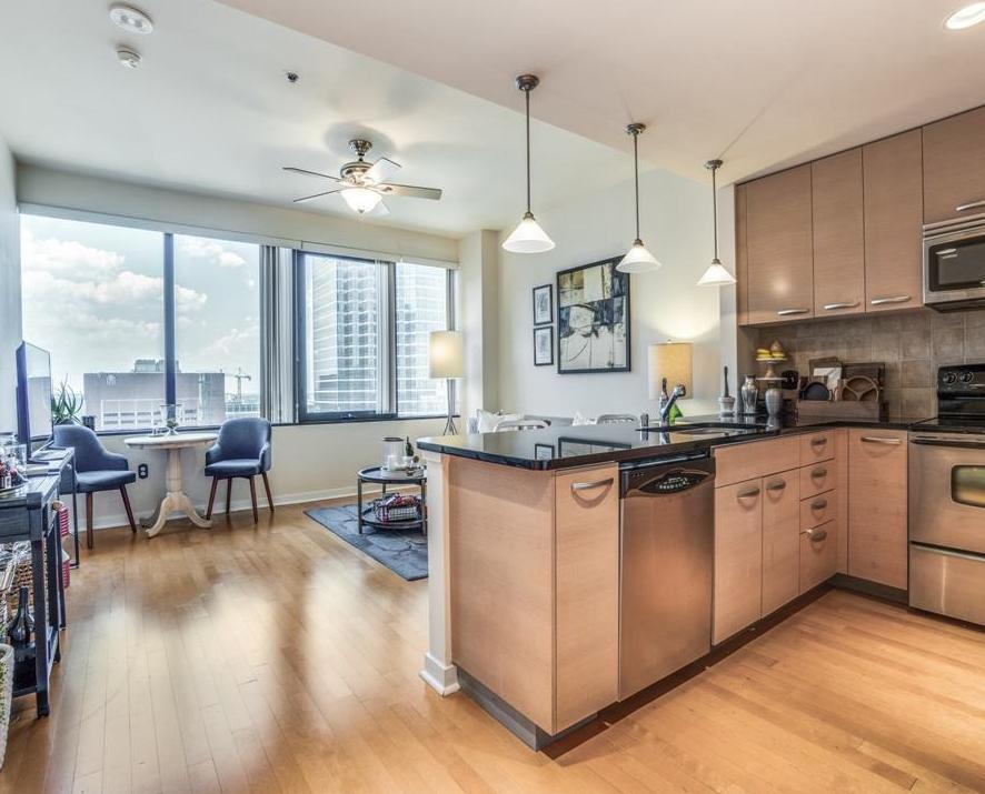 1200 Main St #1882 - 2,150USD / month