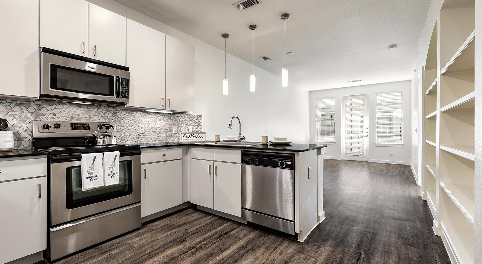 https://cdn.rentalbeast.com/listings/SHOWMOJO-1e4114107a-1.jpg.rbm